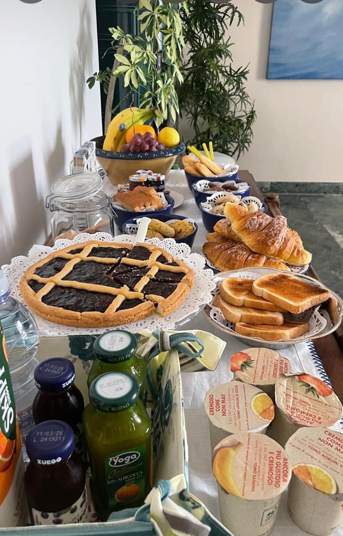 Le Petit Relais Bed & Breakfast Viterbo Bagian luar foto