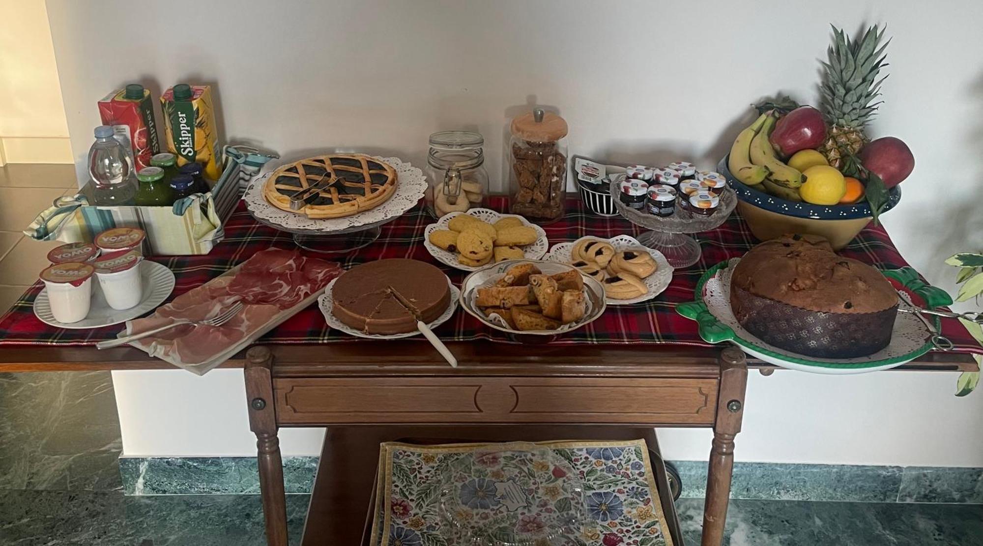 Le Petit Relais Bed & Breakfast Viterbo Bagian luar foto
